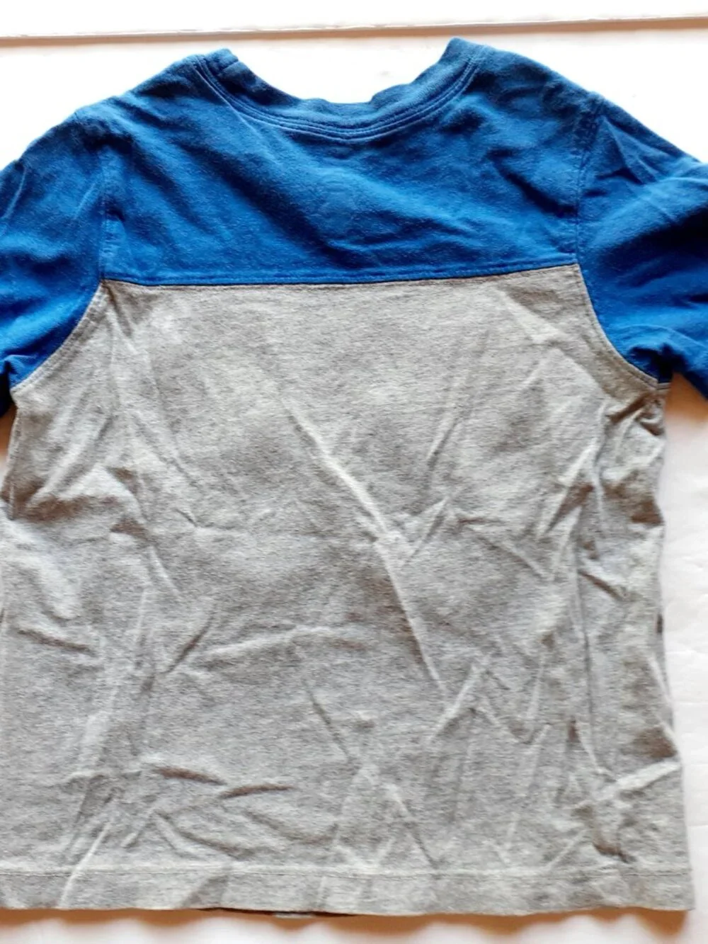 Old Navy Boys T-Shirt Gray Blue Short Sleeve Varsity Number 67 Size 4T